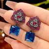 Nuevo Estilo Otoño e Invierno Zhuang Shengsheng Joyería Base de Cobre Chapado en Oro Espinela Azul Simulada Oro Negro Conjunto Vintage de Camelia 10*10
