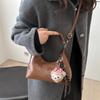 Bolsa de ombro mensageiro retrô com textura de design de nicho 2024 nova bolsa de bolinho de massa casual popular de comércio exterior com axila
