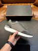 Zapatillas deportivas casuales de retazos de cuero gamuza genuino para hombre, de caña baja con suela gruesa, versátiles, disponibles en varios colores
