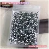 Rhinestones Irregulares de Fondo Plano para Uñas, 1440 Piezas, Venta al por Mayor, Cristales de Vidrio Mixtos en Color Blanco Transparente y Champaña, Decoraciones para Uñas