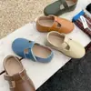 Zapatos de Cuero Nuevos para Niños Primavera y Otoño, Forma de T, Suela Suave, Zapatos para Niños, Estilo Coreano, Transpirables, Zapatos para Bebés, Dropshipping