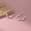 Brincos Nalan de Prata Esterlina S925 Exquisitos e Simples Estilo Ins Design de Nicho Flor Oca de Cinco Pétalas Forma de C M07725