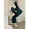 Botas Curtas Pretas de Salto Alto para Mulheres 2025 Outono e Inverno Novas Botas Finas Envernizadas Bico Fino Botas Curtas Salto Agulha para Mulheres Outono e Inverno Botas Individuais