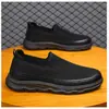 Sapatos Slip-On de Verão Masculinos, Sapatos Casuais Masculinos em Fly-Knit, Sapatos Confortáveis de Tamanho Grande, Tênis Respiráveis da Moda, Sapatos de Malha, Sapatos Masculinos