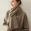 Bufanda nueva 100% cachemira pura con un diseño meticulosamente elaborado, suave, ligera y duradera. Es una bufanda elegante y versátil, perfecta para usar al aire libre y mantenerte abrigado.