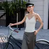 Nueva camisola de cuello en V con copas en el pecho, encaje francés, terciopelo cálido, estilo puro y sexy, tirantes finos 3612