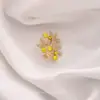 Broche de Laço Coração Simples para Mulheres, Corsage de Luxo, Alfinete Anti-Exposição para Gola Feminina, Alfinete de Cardigã, Acessório de Roupa