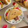 Pingente de Pelúcia Alimentício Realista Original e Divertido Presente para Eventos Escolares Chaveiro Boneca Baguete de Bolo