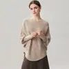 Nueva colección otoño/invierno: Suéter de punto tipo capa a rayas de longitud media, 35% cachemir, 65% lana, con escote asimétrico a un hombro y mangas murciélago