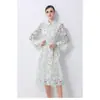 Vestido Camisa de Encaje Floral para Mujer Solapa Manga Larga Cintura Ceñida con Cinturón Falda de Corte A de Longitud Media Ropa Femenina Europea Americana Transfronteriza
