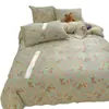 Conjunto de Roupa de Cama Quatro Peças em Algodão 100% Estilo Ins, Fresco e Simples para Estudantes, Conjunto de Roupa de Cama Três Peças com Capa de Edredom e Lençol Fresco e Simples para Dormitório
