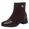 Botines versátiles dropshipping zapatos para madres de mediana edad moda con felpa interior retro otoño e invierno zapatos de cuero para mujer un botín