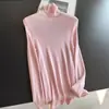 Nuevo estilo 2026 suéter de punto ajustado de cuello alto, camiseta interior de manga larga en capas para un look sofisticado, venta al por mayor H08FS5238