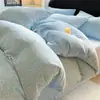 Conjunto de Roupa de Cama Simples de Lã de Leite Quatro Peças Conjunto de Três Peças Novo de 2026 Capa de Edredom de Flanela Coral de Inverno Lençol de Cama