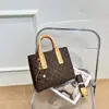 Bolsa Tote Vintage de Alto Padrão Monica Chic para Mulheres 2026 Nova Moda Versátil Bolsa Transversal Bolsa de Mão de Luxo Leve