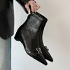 Botines elásticos de punta fina con tacón grueso, maduros pero elegantes, para mujer, invierno 2026, botines negros para tobillo, botas de moda adelgazantes, botines de caña corta para mujer