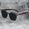 Patas con Veta de Madera Gafas de Sol Cuadradas Retro para Hombres y Mujeres Polarizadas Protección UV Gafas de Sol Elegantes Versátiles Lentes Fotocromáticas