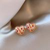 Brincos de Cor Simples Estilo Francês Cheios de Diamantes em Formato de Coração para Mulheres Moda Luxo Leve Alto Padrão Simples Elegantes Brincos e Brincos Versáteis