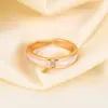 Anillo de Nácar Blanco Natural Estilo Coreano y Japonés para Mujer, Temperamento de Lujo Ligero, Moda Ins Versátil Diseño de Nicho Anillo Abierto