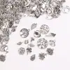 Accesorios de aleación diy colgante fresco arce oreja pulsera collar accesorios una variedad de colgantes de joyería al por mayor