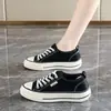 Sapatos Femininos Grifo Almofada Branca 2026 Novo Verão Lona Preta Fina Sapatos Esportivos Casuais Estudante Tênis Board Solado Macio Não Cansam