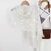 Nuevo Estilo Rojo Bordado Tridimensional Hebilla Protección Solar Chal Cárdigan Largo para Mujer Versátil Habitación con Aire Acondicionado Prendas Exteriores Finas Bufanda