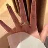 Anel Popular de Camada Dupla Totalmente Cravejado do Xiaohongshu para Mulheres, Novo Design de Nicho, Fashion, de Alto Padrão, Elegante, Anel Aberto Versátil