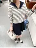 Cardigan de tricô listrado azul marinho de manga longa Xiaofan Yunxu para mulheres, gola vintage azul marinho, jaqueta curta de lapela