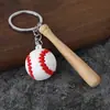 Creativo Béisbol Artificial de Goma Suave de PVC Set de 2 Piezas Llavero Joyería Colgante Llavero Deportivo Pequeño Regalo