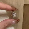 O Mesmo Estilo que o de Pang Donglai: Anel Quadrado Pequeno de Cubo de Açúcar, Anel de Diamante de Proposta de Um Quilate, Zircônia Moissanita, Presente de Dia dos Namorados para Namorada
