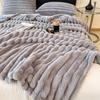 Manta Gruesa de Felpa Imitación Conejo de Doble Capa Manta para Siesta en la Oficina Manta para Sofá del Hogar Manta Cubre Alfombra para Estudiante con Aire Acondicionado