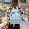 Mochila de bolinhas de alta qualidade para meninas, adequada para alunas do ensino fundamental II, com laço, grande capacidade e um design moderno e minimalista para uso escolar.