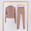 Conjunto de Chaqueta con Capucha Corta y Pantalones Cortos Lulu Df, Conjunto de Yoga Fitness Ajustado con Capucha Elástica