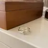 Anillo Liso de Plata de Ley S925 Anillo de Flor Cepillada con Circonita Anillo Abierto para Dedo Índice de Mujer Nicho de Gama Alta No Descolorante Venta al por Mayor
