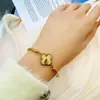 Pulsera Única y Sofisticada de Acero de Titanio, Mariposa que No se Desvanece, Joyería de Estilo Simple de Cinco Colores por Ambos Lados, Versátil Estilo Ins, Lujo Ligero
