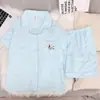Shorts Feminino com Estampa de Check Nuvem de Manga Curta #Dachshund Azul Pijama de Verão Celebridade da Internet Toque de Luxo Conjunto para Casa