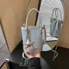 Bolso Cubo de Patchwork de Color Contrastante para Mujer, Nuevo Bolso de Mano con Diseño de Nicho 2026, Bolso Cruzado para Salidas Diarias y Viajes al Trabajo