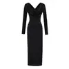 Nuevo y elegante vestido de punto con cuello en V para mujer 2026, color caqui para principios de otoño, falda ajustada, vestido largo para usar en capas