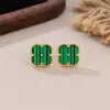 Aretes de Concha de Trébol de Cuatro Hojas para Mujer, Lujo Accesible, Modernos Estilo Nuevo 2025, Aretes Sencillos y de Alta Gama, Regalos para Novias
