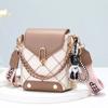 Bolsa Pequeña Sencilla, Dropshipping, Nuevo Modelo 2026, Correa Doble para el Hombro, Bolso Bordado para Teléfono, Colgante de Oso, Mini Bolsa Pequeña