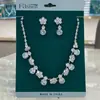 Brincos e Colar com Pingente de Flor de Zircônia Estilo Palácio, Exquisitos e Elegantes, Luxo Leve, Alta Qualidade, Conjunto de Joias Moderno e Grandioso para Mulheres