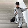 Ropa Infantil Traje para Niños 2026 Nuevo de Primavera Estilo Coreano Sudadera con Capucha y Pantalones Conjunto de Dos Piezas para Niños Mayores, Atuendo de Moda para Primavera y Otoño