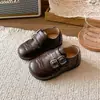 Zapatos Casuales Versátiles de Moda Infantil 2026 Primavera Verano Nuevas Llegadas Estilo Británico para Niñas Suela Suave Zapatos Mary Jane Pequeños de Cuero Zapatos Individuales