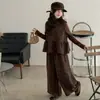 Conjunto de Otoño para Niñas Nuevo a la Moda Chal Floral y Pantalones de Pierna Ancha 2026 Nuevo Estilo Coreano para Niños Mayores