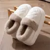 Pantuflas de algodón impermeables para mujer, cálidas para usar al aire libre en invierno, adecuadas para parejas, uso en casa, cálidas y cómodas, zapatos de algodón de otoño para hombre