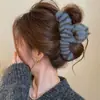Pinzas para el pelo grandes de otoño e invierno para mujeres con cabello grueso, con un lujoso diseño de felpa, adecuadas para la parte trasera de la cabeza, accesorios para el cabello estilo pinza de tiburón
