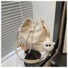 Bolsa de balde portátil plissada de alta qualidade feminina 2024 nova moda bolsa de ombro bolsa de ombro de geração de comércio exterior transfronteiriço
