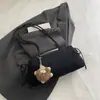 Bolso de mujer de moda 2026 primavera/verano nuevo bolso de hombro para ir al trabajo, moderno, simple, diseño de nicho
