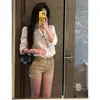 Shorts de Mezclilla Color Caqui para Mujer 2026 Nuevo Verano Cintura Alta Ajustados Estilo Americano Chica Caliente Ceñidos al Cuerpo Adelgazantes de Línea A Pantalones Cortos