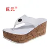 Sapatos Femininos de Verão 2026 Dropshipping Comércio Exterior Europeu e Americano Tamanho Grande Tamanho Amazon eBay 43 Salto Plataforma Solado Leve Chinelos